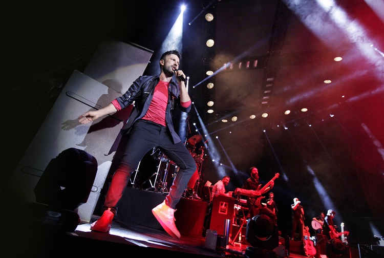 Megastar Tarkan begeistert Berlin - Deutschlandtour durch sieben Städte